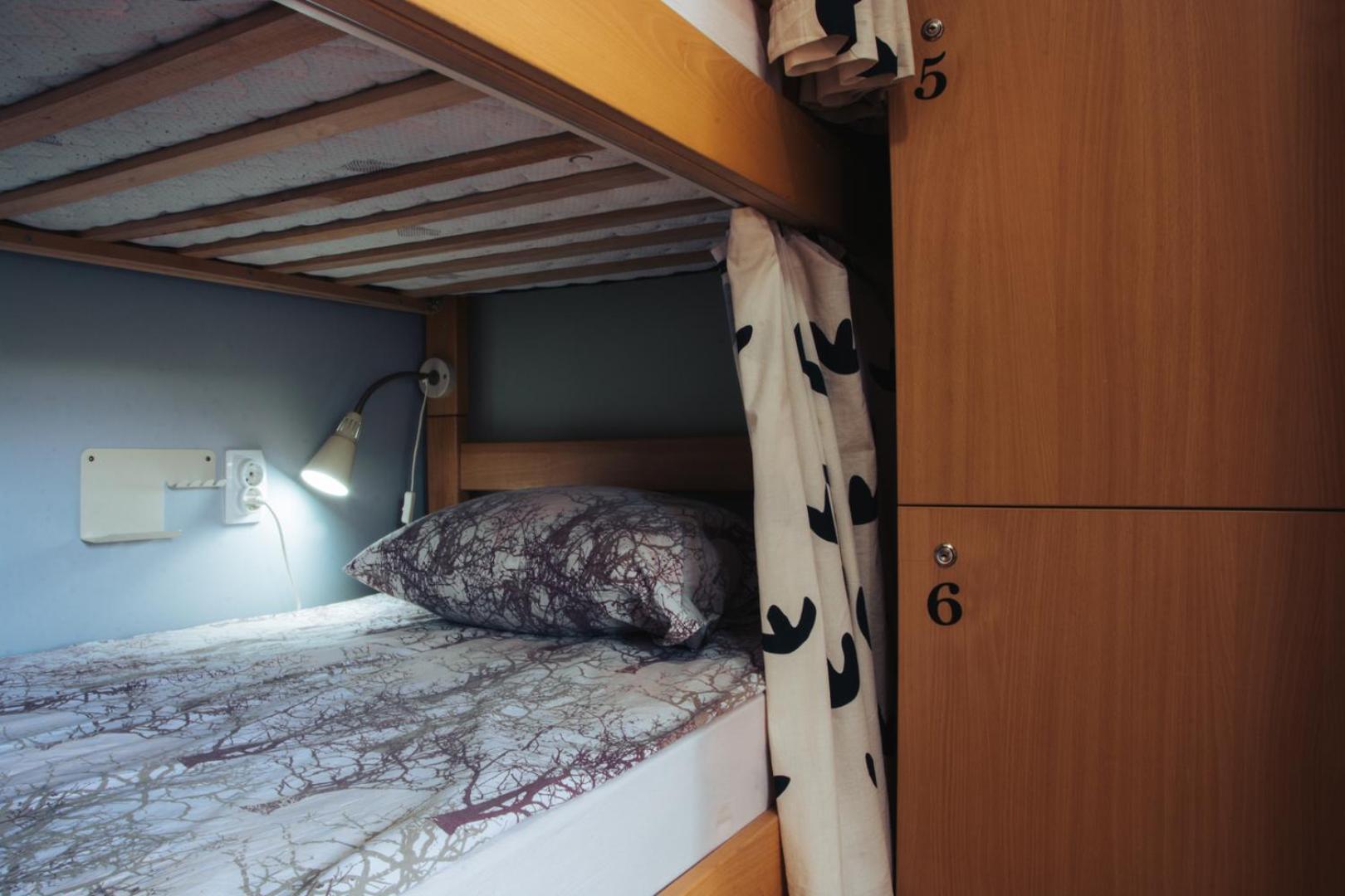 Skopje Downtown Hostel Ngoại thất bức ảnh