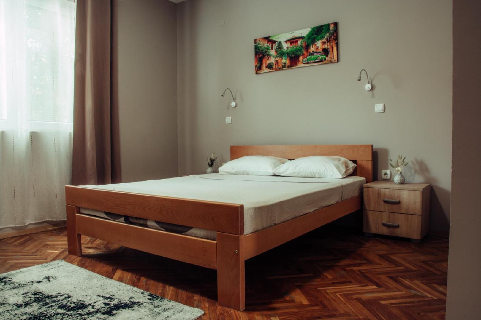 Skopje Downtown Hostel Ngoại thất bức ảnh