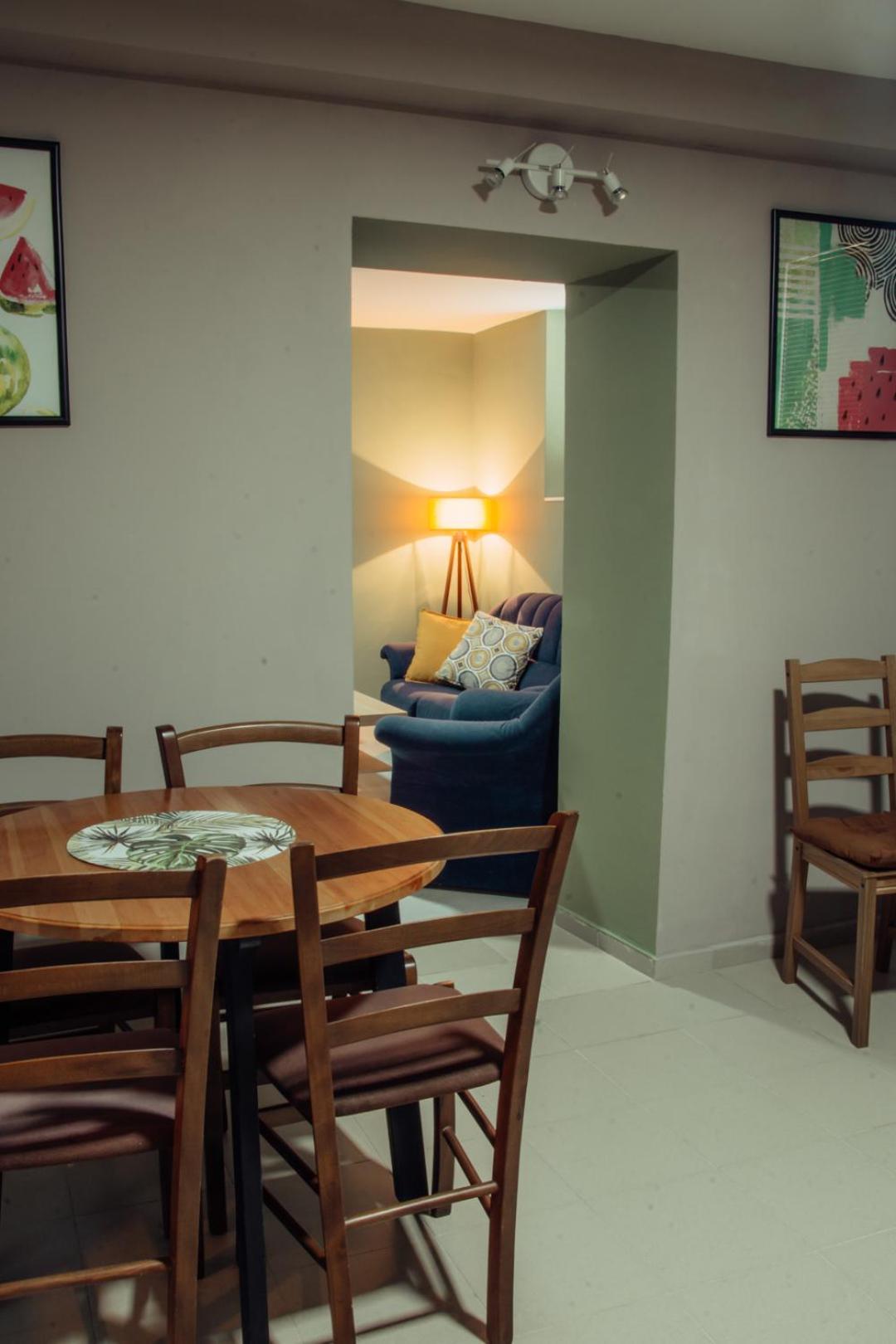 Skopje Downtown Hostel Ngoại thất bức ảnh